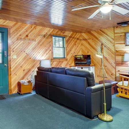 Cozy Green Bank Cabin About 2 Mi To Observatory! Villa Dunmore Exterior photo